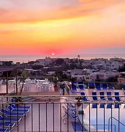 מלון Tramonto D'oro Terme Casthotels